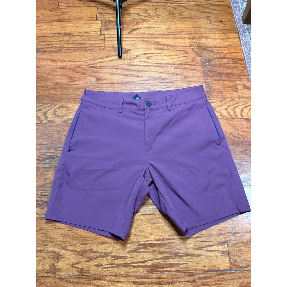 TravisMathew Mens burgandy Performance Golf Shorts Size 33 Activewear